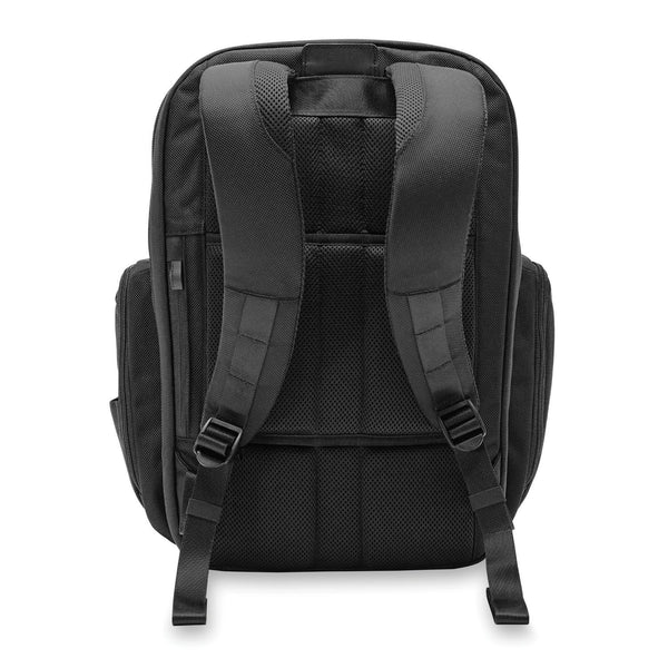 Briggs & Riley Baseline Traveler Backpack