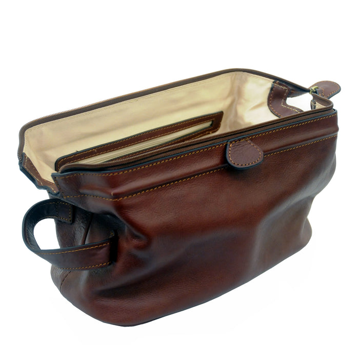 Touro Signature Leather Frame Opening Travel Kit